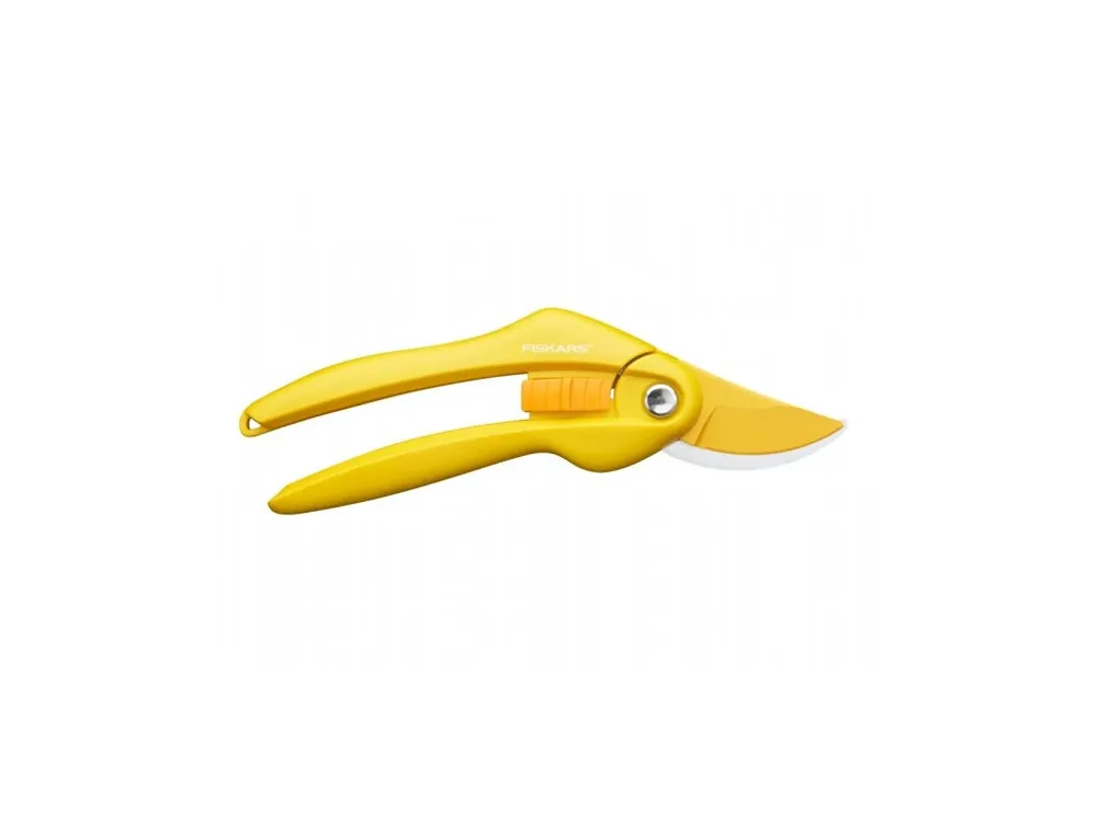 Nůžky FISKARS ŠAFRÁN P26 ruční dvousečné 1027494 Značkový