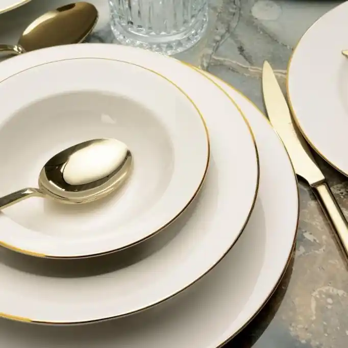 Víkendová Akce Jídelní sada 24 ks krémová/zlatá/porcelán