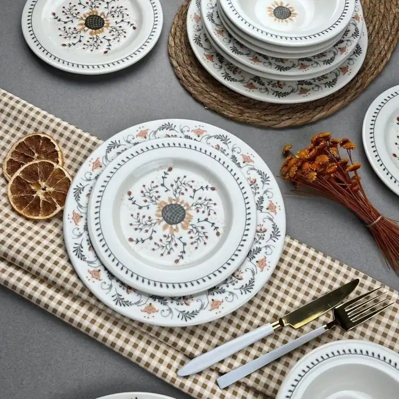 Dokud Zásoby Vydrží Jídelní sada 24 ks pestrobarevná/porcelán